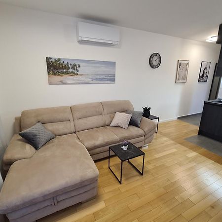 Luxury Apartment Petra Сплит Екстериор снимка