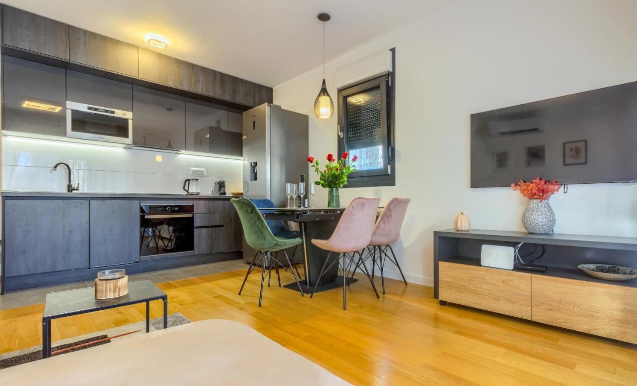 Luxury Apartment Petra Сплит Екстериор снимка