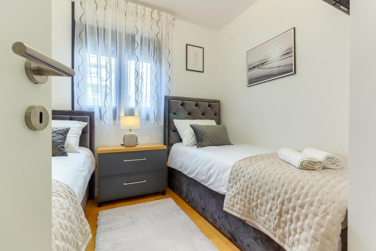 Luxury Apartment Petra Сплит Екстериор снимка