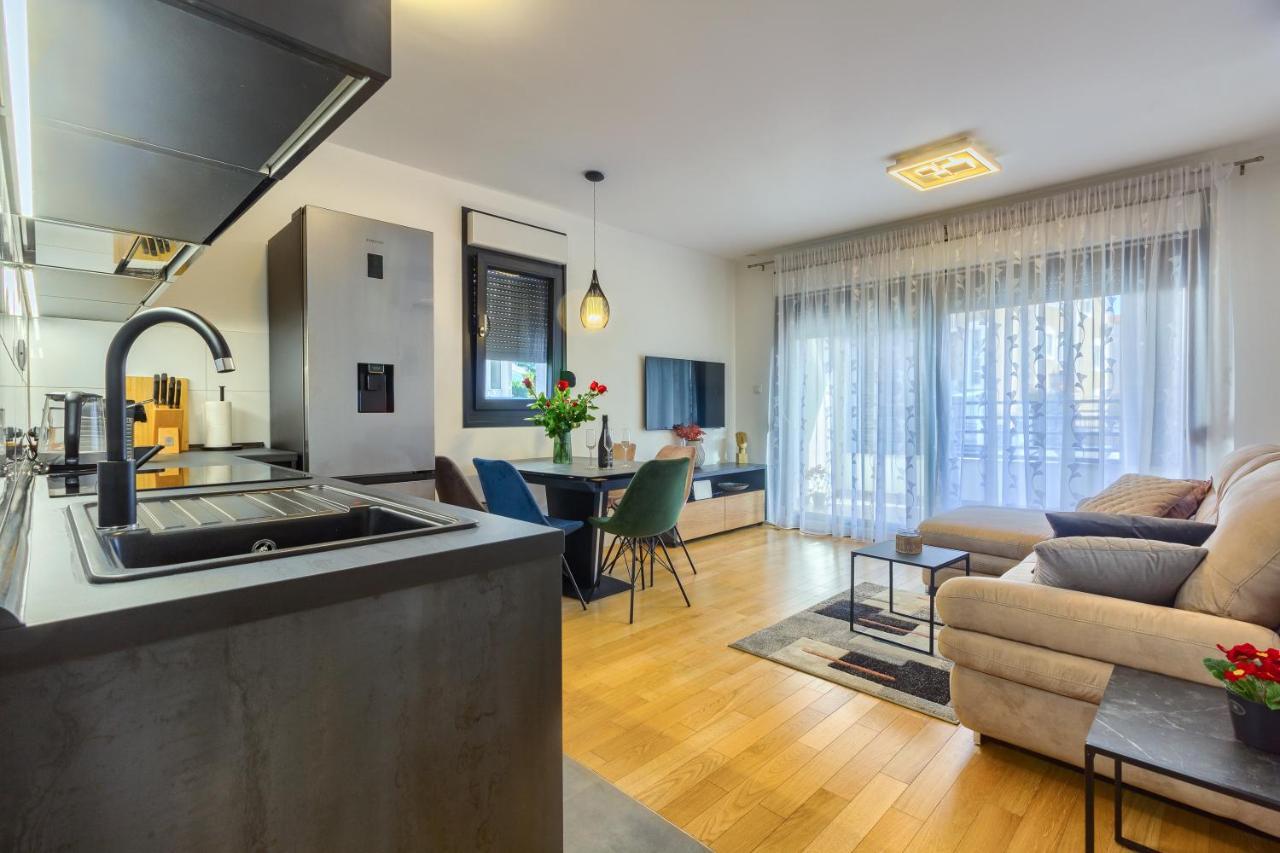 Luxury Apartment Petra Сплит Екстериор снимка